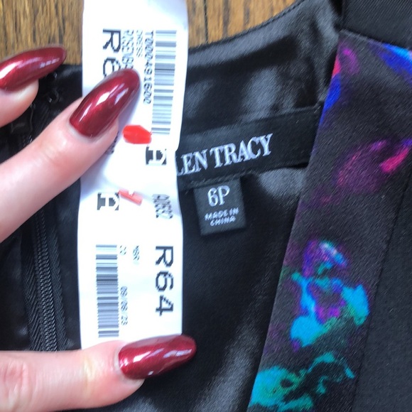 3/$10 Colorblock Pleated Striped Firework Abstract V-Neck Cocktail Dress - Picture 7 of 9